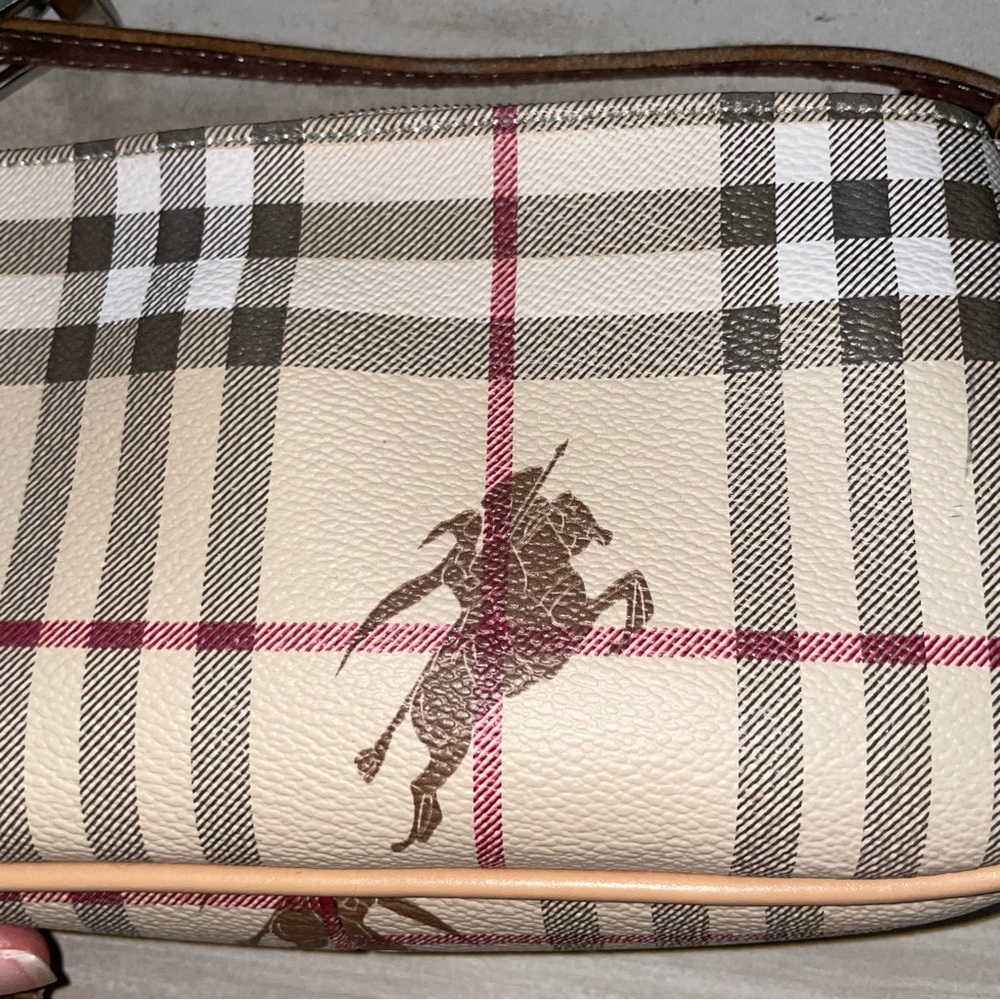 Burberry pochette bag purse - Picture 6 of 10